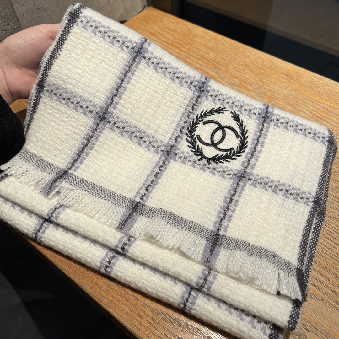 【CHANEL  シャネル 】スカーフ30*135CM