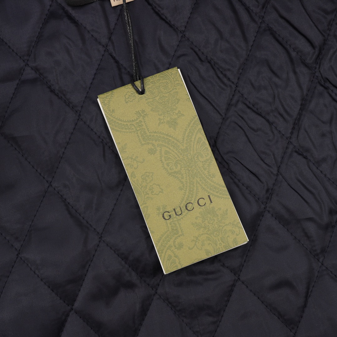 【GUCCI  公式旗艦店】グッチ   ジャケット着 好評に付き再入荷！241111