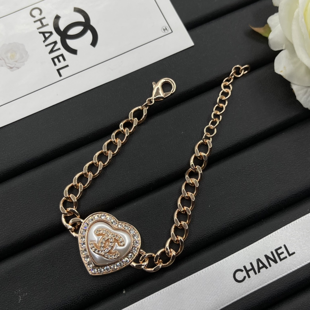【CHANEL】ブレスレット、ファッションシンプルなスタイル