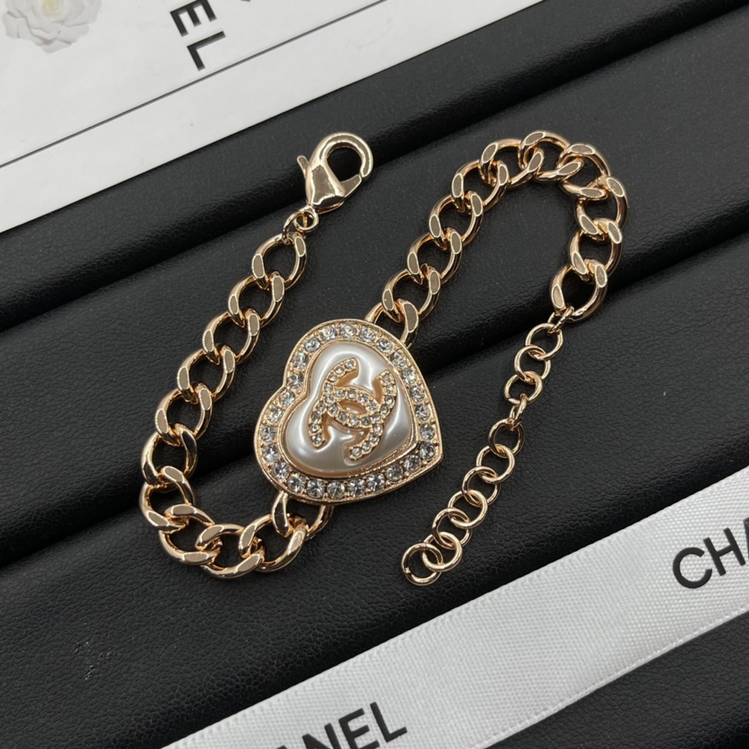【CHANEL】ブレスレット、ファッションシンプルなスタイル