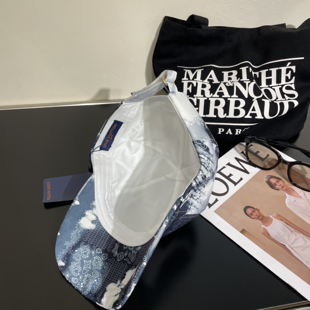 LOUIS VUITTON( ルイヴィトン)フィッシャーマンズハット  241011