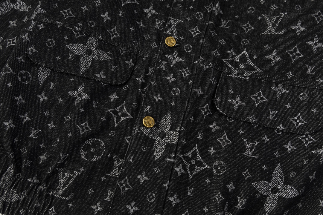 【LOUIS VUITTON  公式旗艦店】ルイヴィトン  野球着 ジャケット着 好評に付き再入荷！