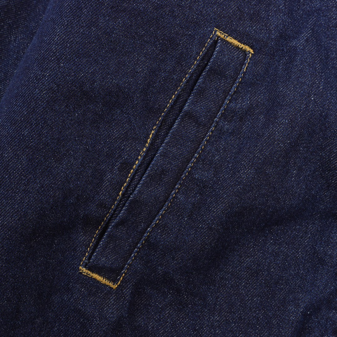 【PRADA  公式旗艦店】 プラダ  ジャケット着 ご好評に付き再入荷！241024