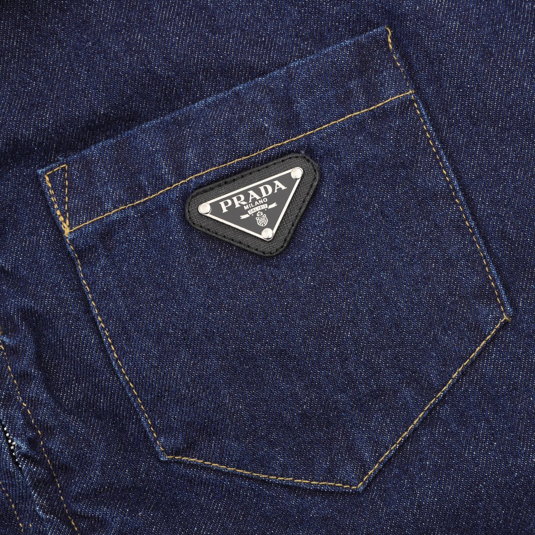 【PRADA  公式旗艦店】 プラダ  ジャケット着 ご好評に付き再入荷！241024