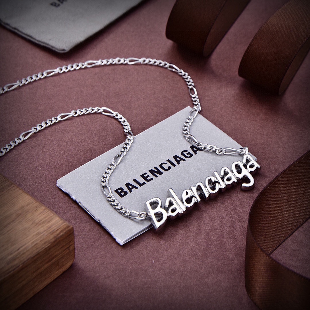 【BALENCIAGA】ネックレス、新しいネックレス万能シンプルファッションオーナメント