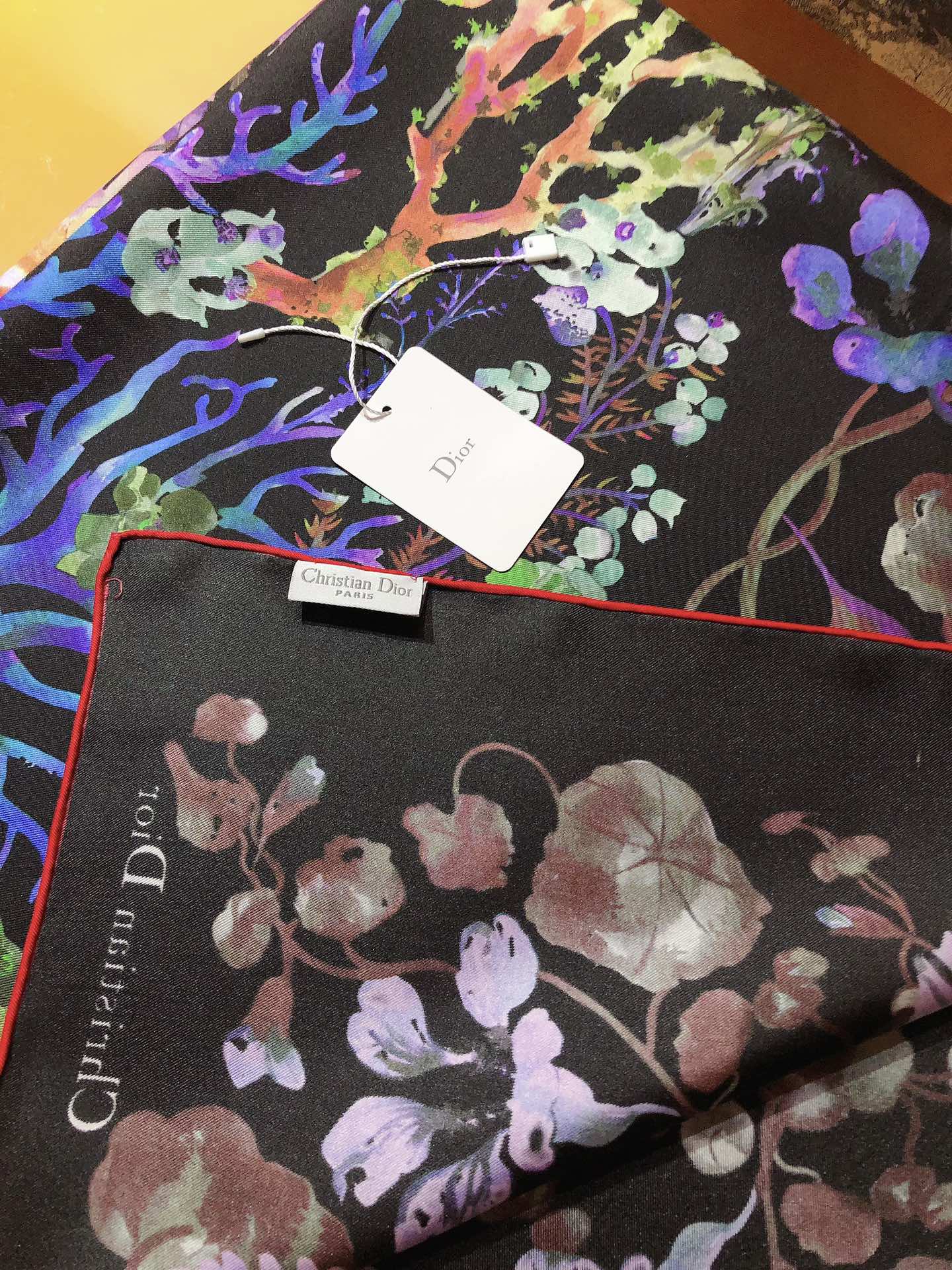 【DIOR  ディオール 】スカーフ90*90cm  241108