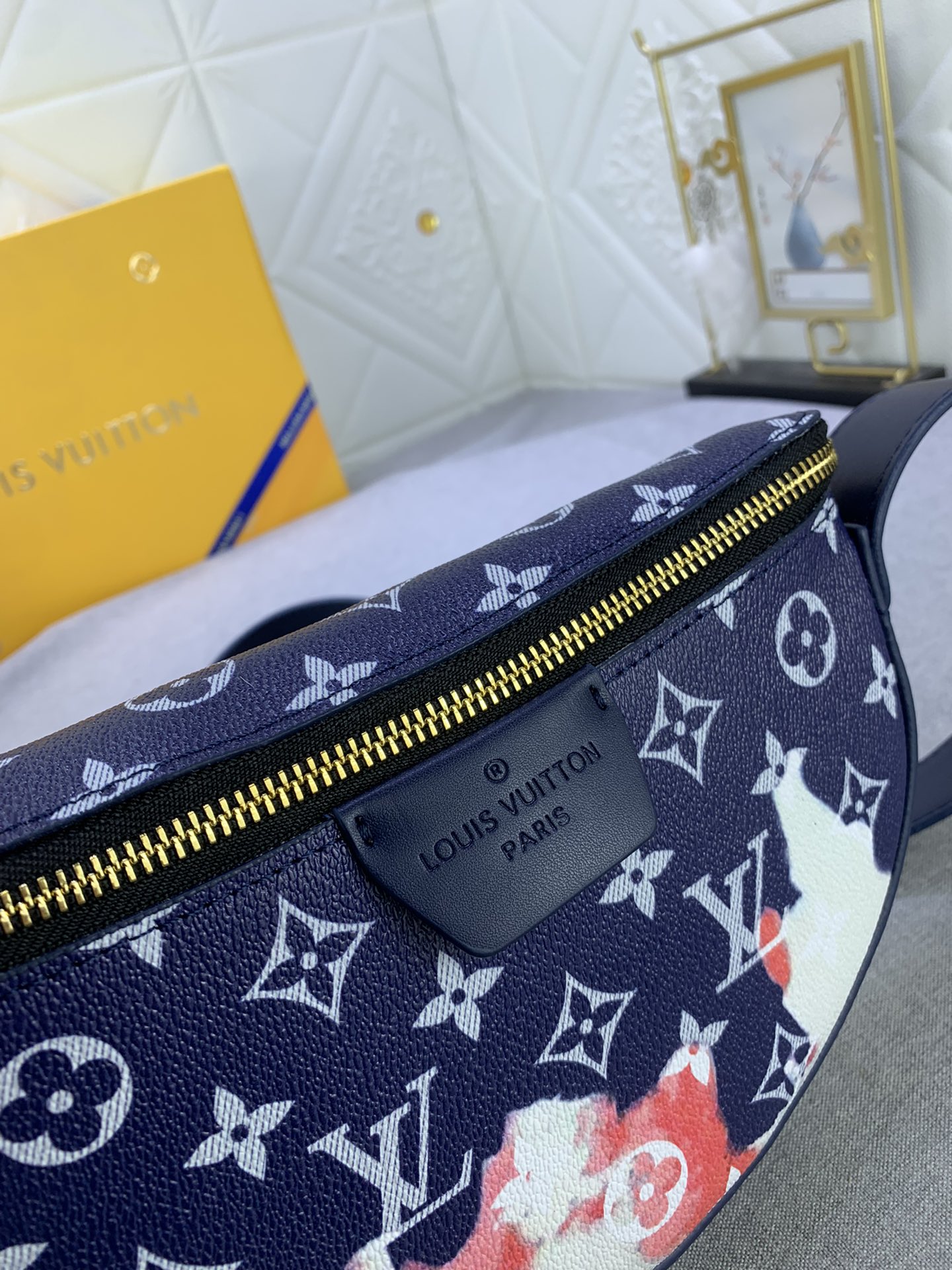 【LOUIS VUITTON 公式旗艦店】ルイヴィトン  斜めがけバッグ当日出荷 好評に付き再入荷！24.5*16*4.5CM