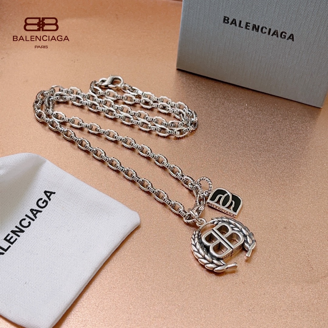 【BALENCIAGA】ネックレス、新しいネックレス万能シンプルファッションオーナメント