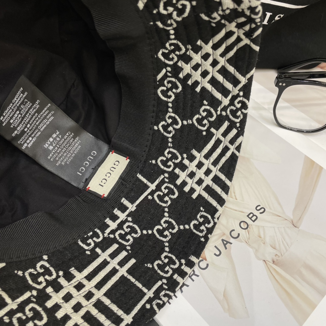 GUCCI(グッチ)フィッシャーマンズハット 240904