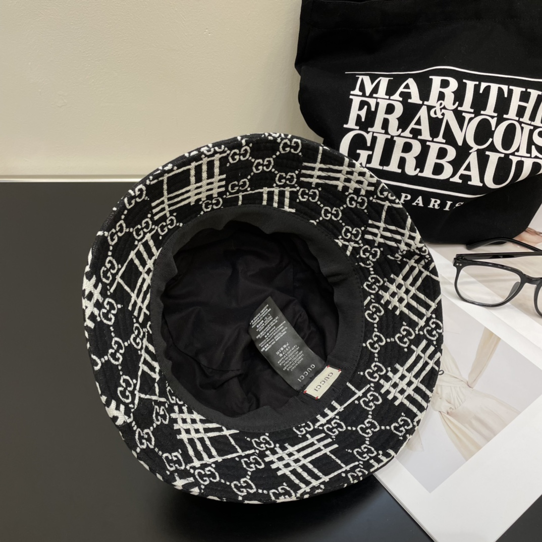 GUCCI(グッチ)フィッシャーマンズハット 240904