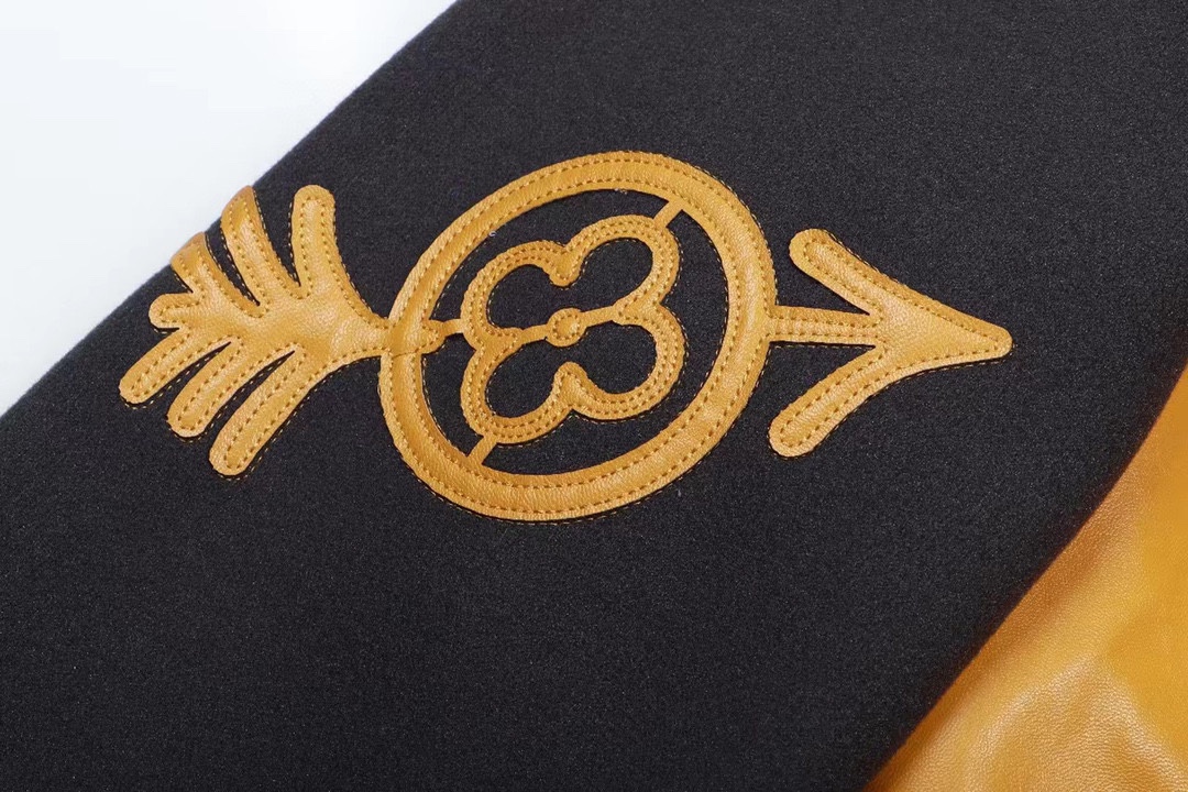 【LOUIS VUITTON】ルイヴィトン   ジャケット着 男女兼用 ご好評に付き再入荷！240921