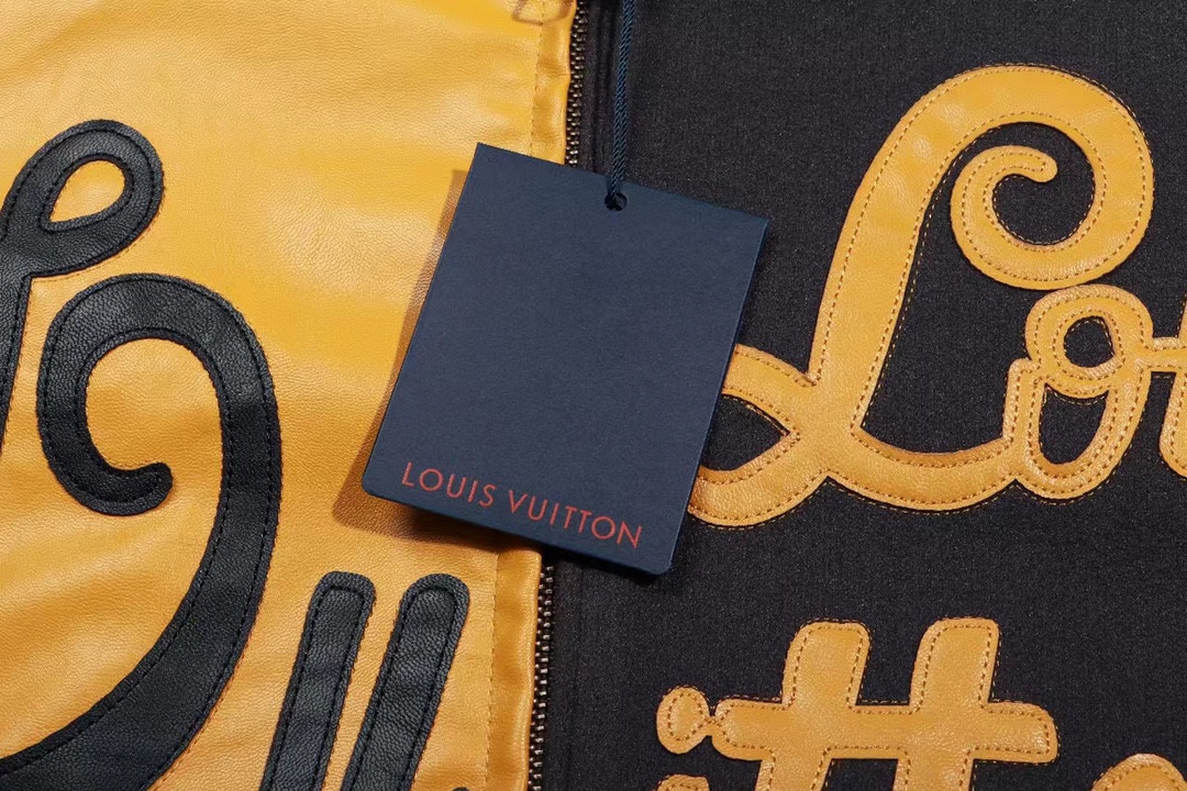 【LOUIS VUITTON】ルイヴィトン   ジャケット着 男女兼用 ご好評に付き再入荷！240921