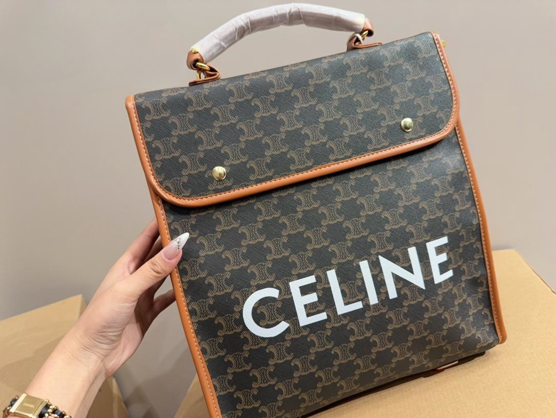 【CELINE 公式旗艦店】セリーヌ リュックサック当日出荷 好評に付き再入荷！29*32CM