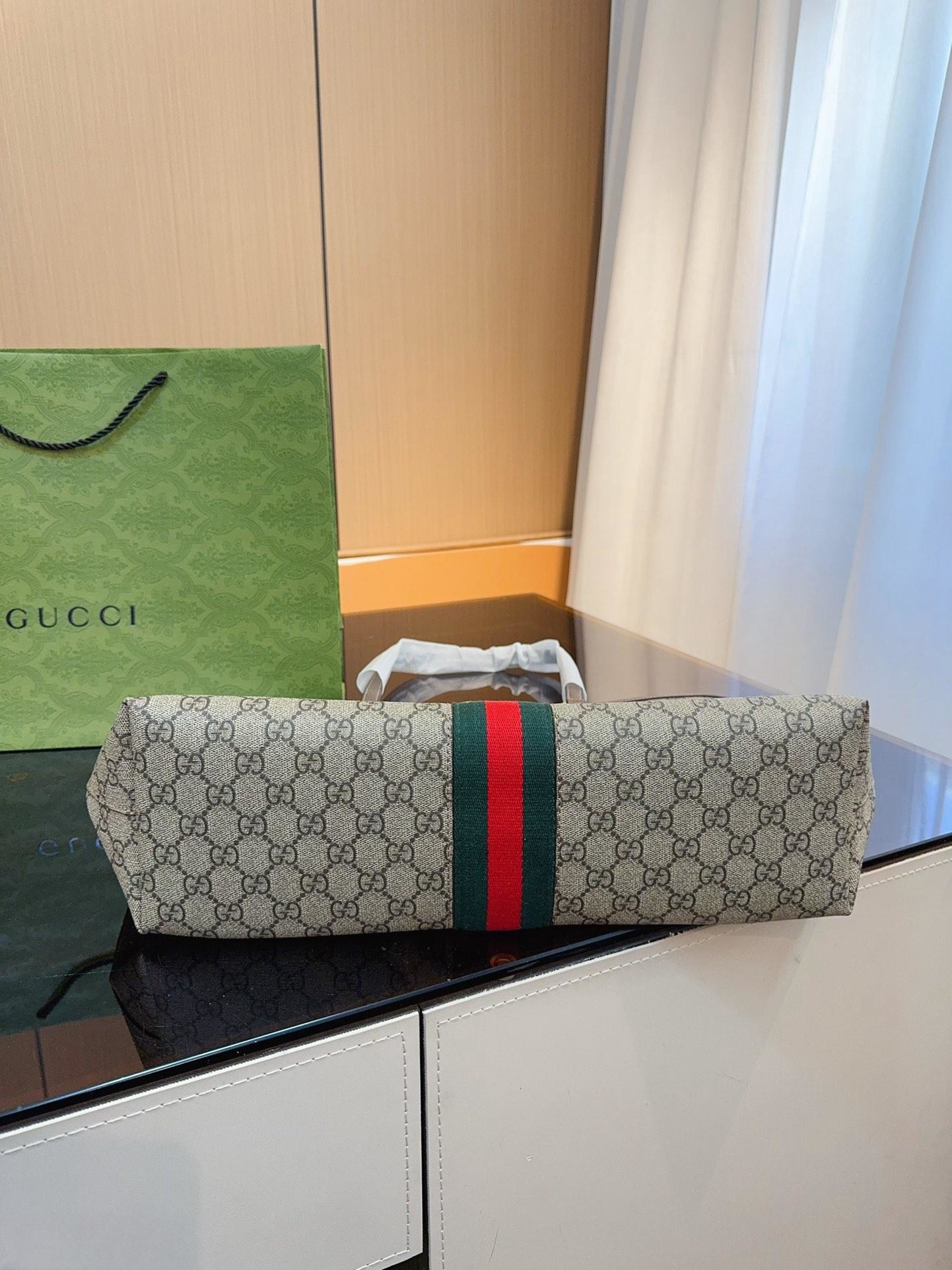 【GUCCI 公式旗艦店】グッチ ウエストポーチ  当日出荷 好評に付き再入荷！38*13*29CM