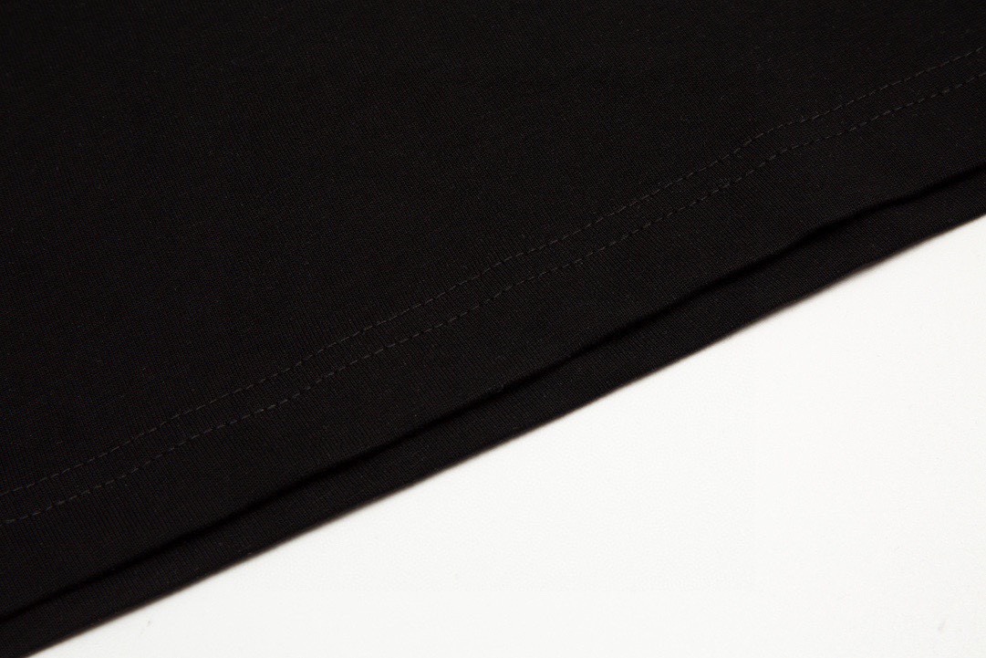 【GUCCI 公式旗艦店】グッチ  Tシャツ ご好評に付き再入荷！