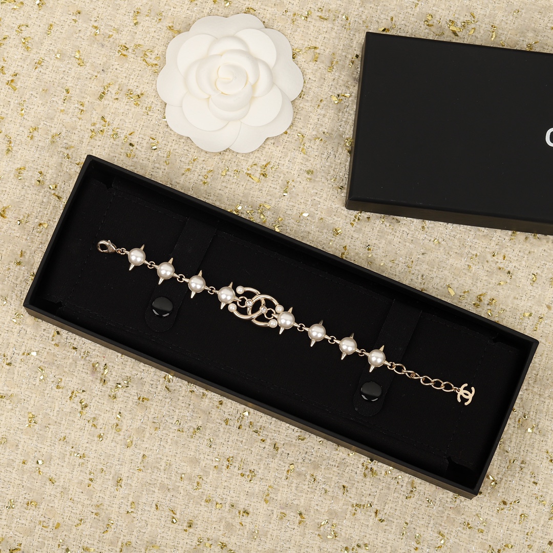 【CHANEL】ブレスレット、ファッションシンプルなスタイル