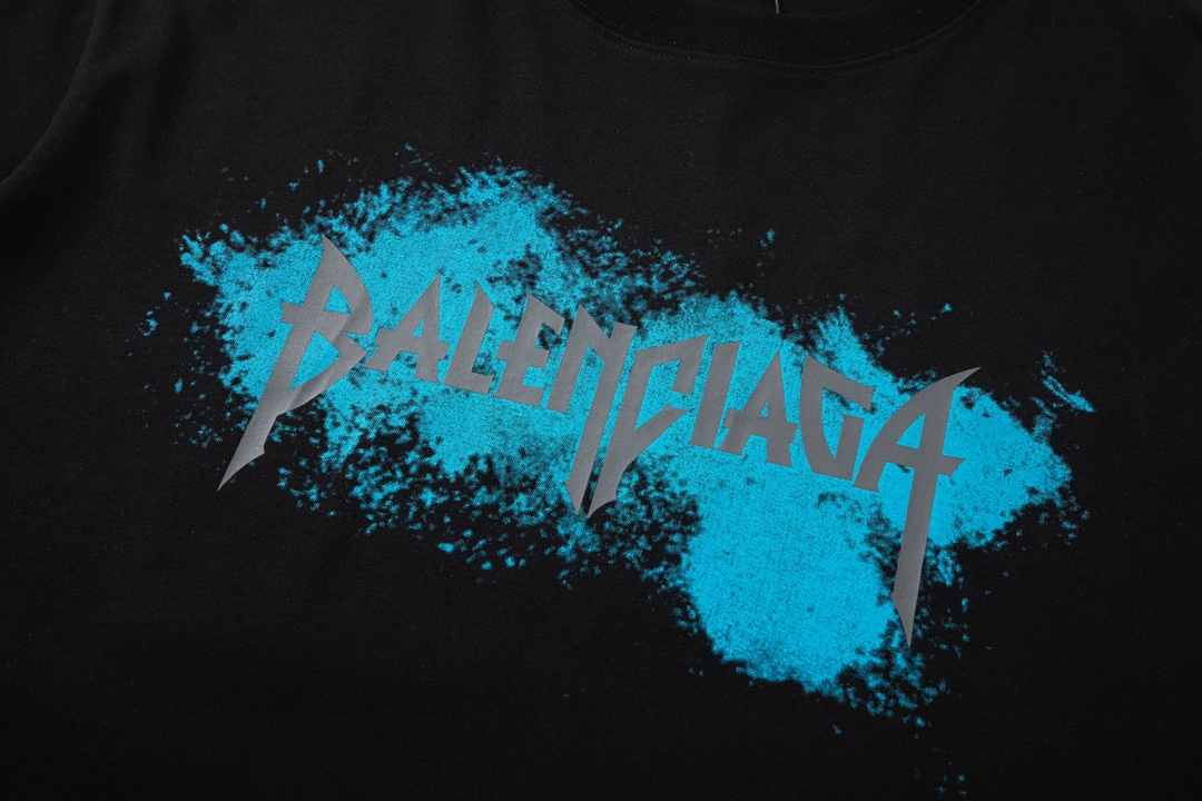 【BALENCIAGA   公式旗艦店】バレンシアガ   Tシャツ ご好評に付き再入荷！