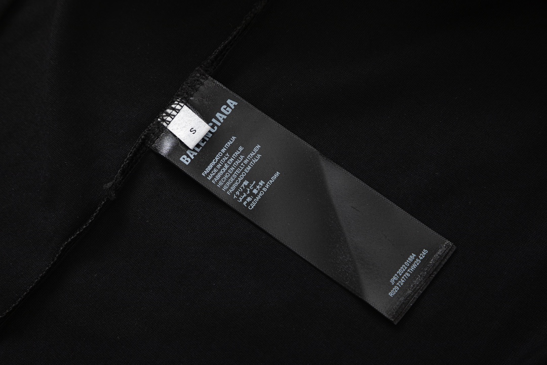【BALENCIAGA   公式旗艦店】バレンシアガ   Tシャツ ご好評に付き再入荷！
