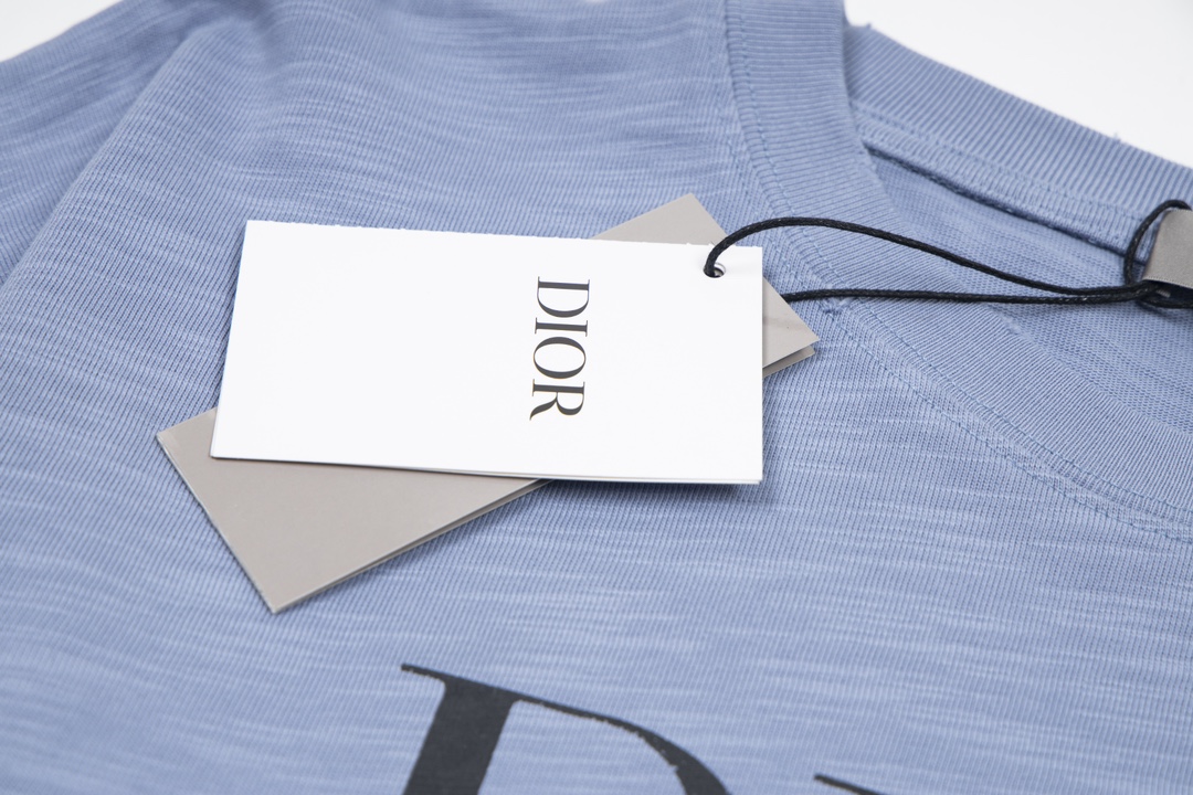 【 DIOR公式旗艦店】ディオール    Tシャツ  ご好評に付き再入荷！