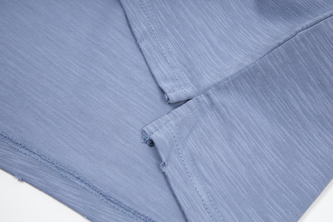 【 DIOR公式旗艦店】ディオール    Tシャツ  ご好評に付き再入荷！