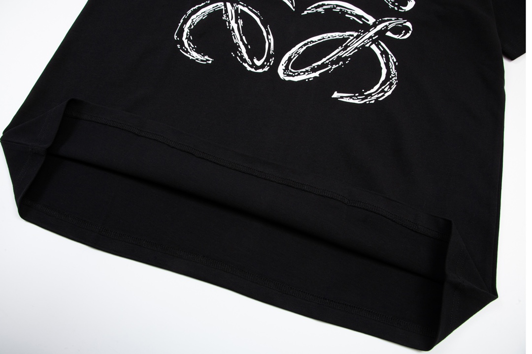 【LOEWE 公式旗艦店】ロエベ  Tシャツ ご好評に付き再入荷！