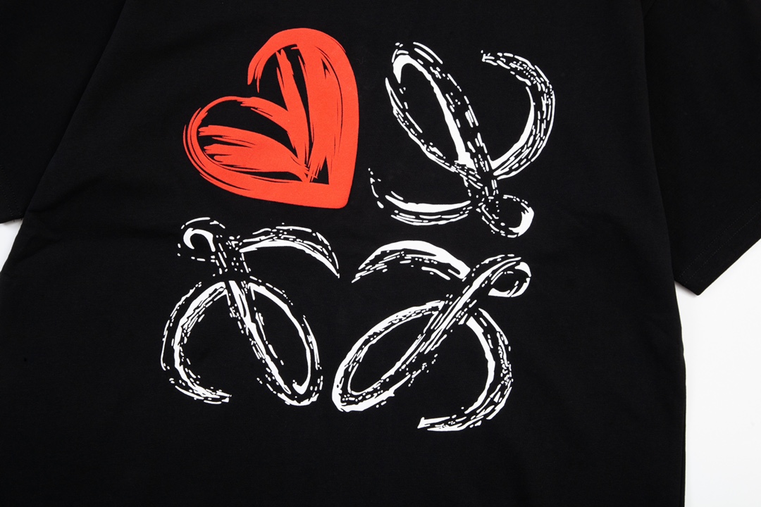 【LOEWE 公式旗艦店】ロエベ  Tシャツ ご好評に付き再入荷！