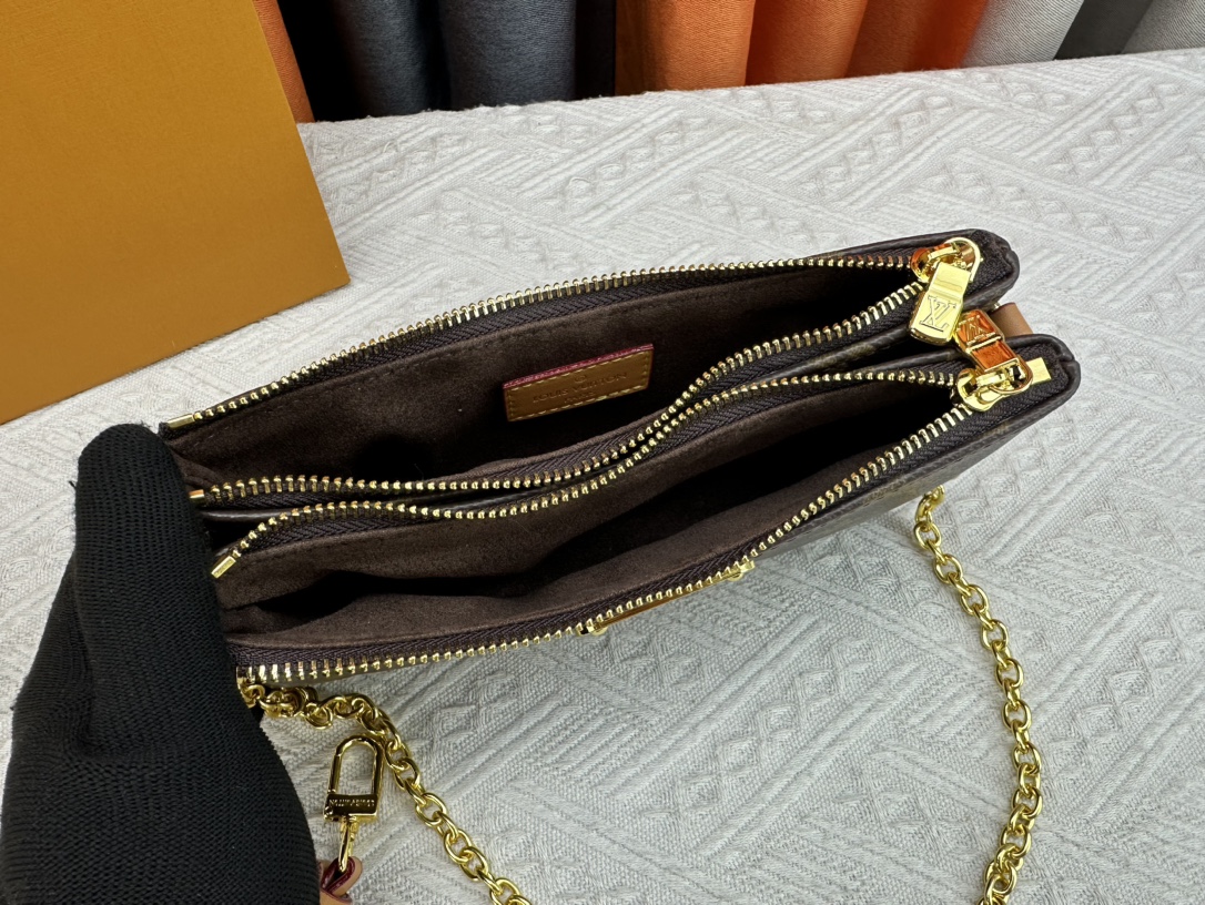 【LOUIS VUITTON 公式旗艦店】ルイヴィトン  斜めがけバッグ当日出荷 好評に付き再入荷！20.5*20*12CM