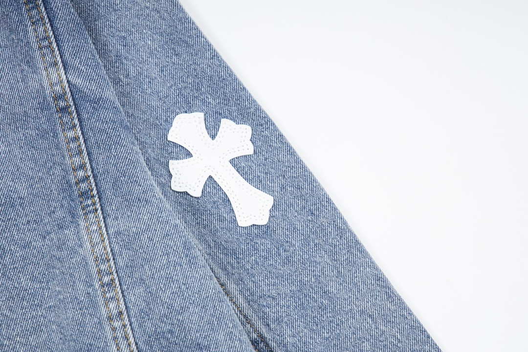 【CHROME HEARTS】クロムハーツ  ジャケット着ご好評に付き再入荷！240928