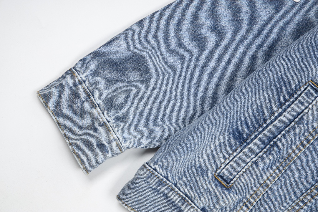 【CHROME HEARTS】クロムハーツ  ジャケット着ご好評に付き再入荷！240928