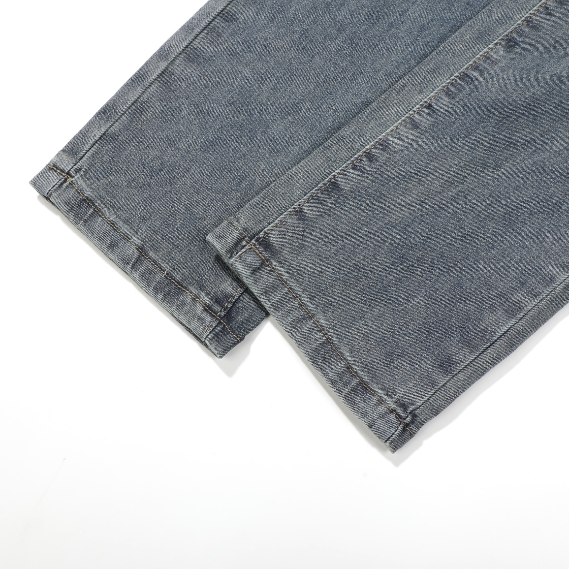 【PRADA  公式旗艦店】プラダ  ジーパン  ご好評に付き再入荷  240831