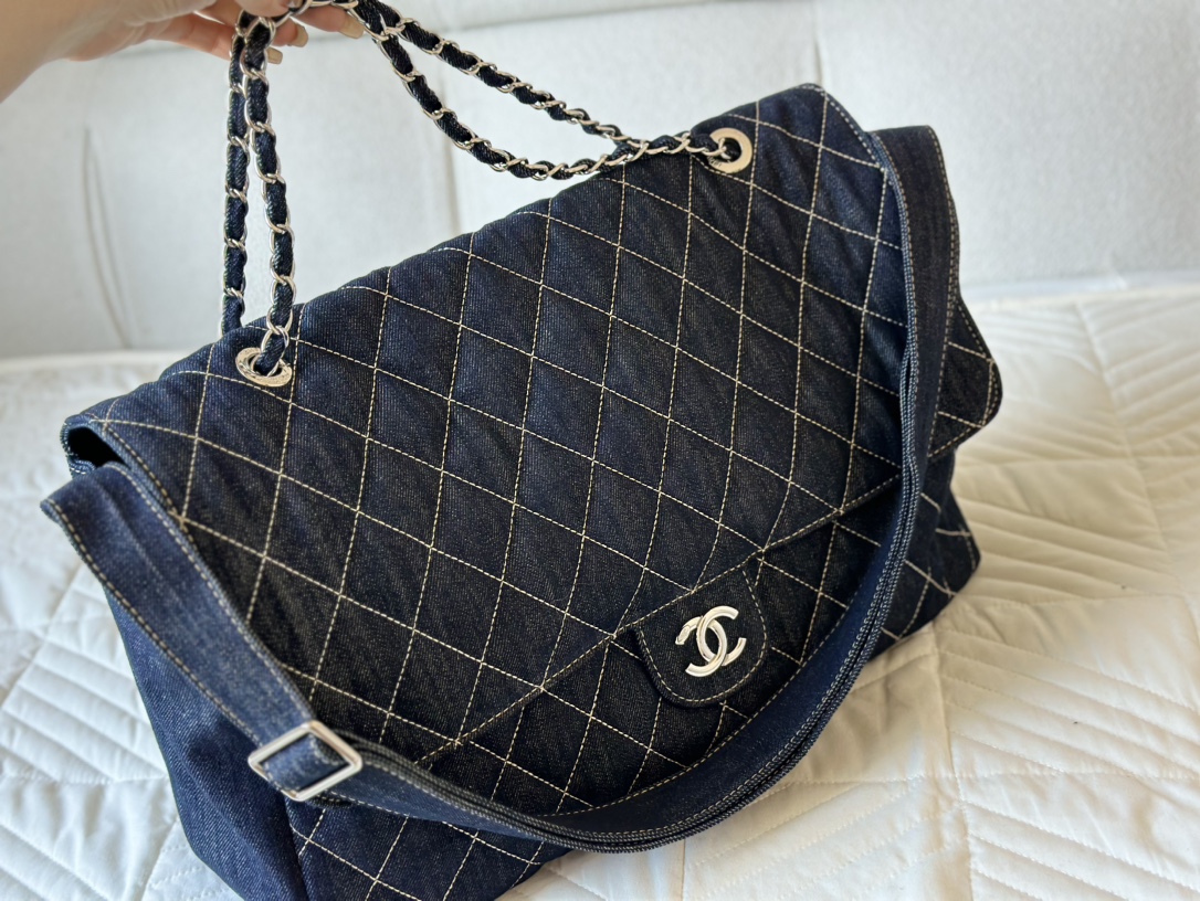 【CHANEL  公式旗艦店】シャネル   ハンドバッグ  当日出荷 好評に付き再入荷！42*34CM