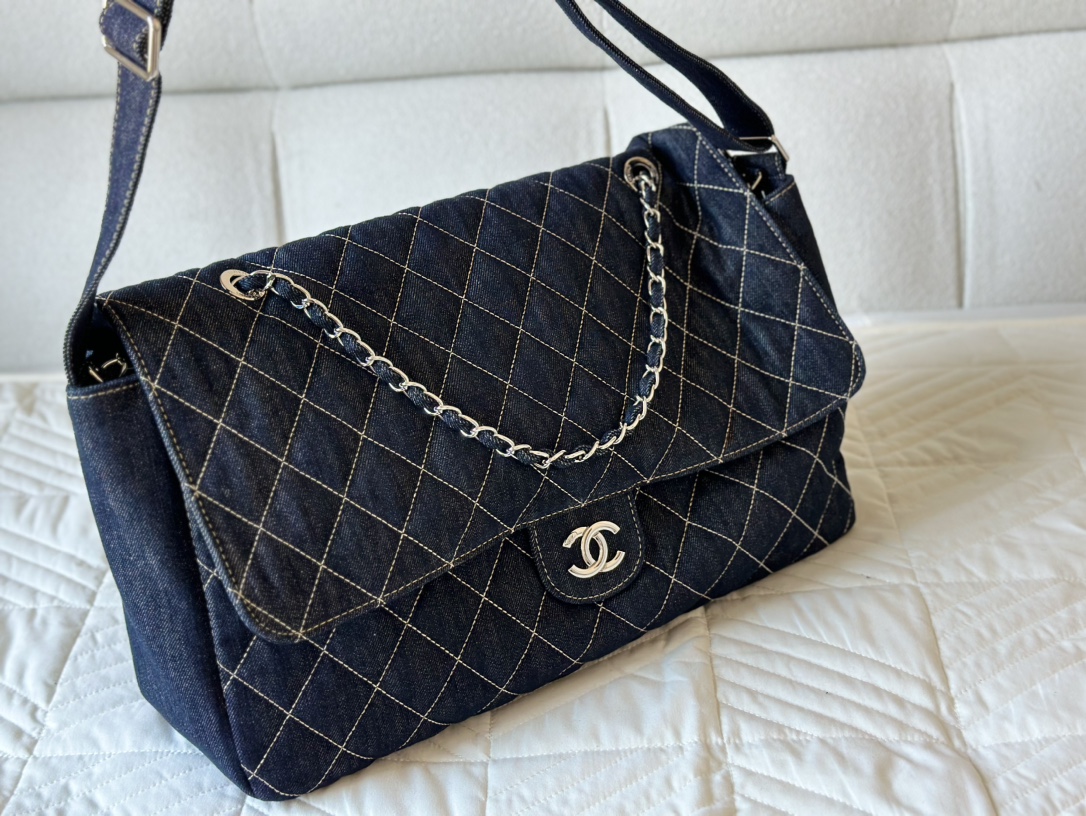 【CHANEL  公式旗艦店】シャネル   ハンドバッグ  当日出荷 好評に付き再入荷！42*34CM