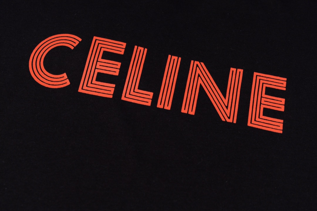 【CELINE 公式旗艦店】セリーヌ   Tシャツ ご好評に付き再入荷！