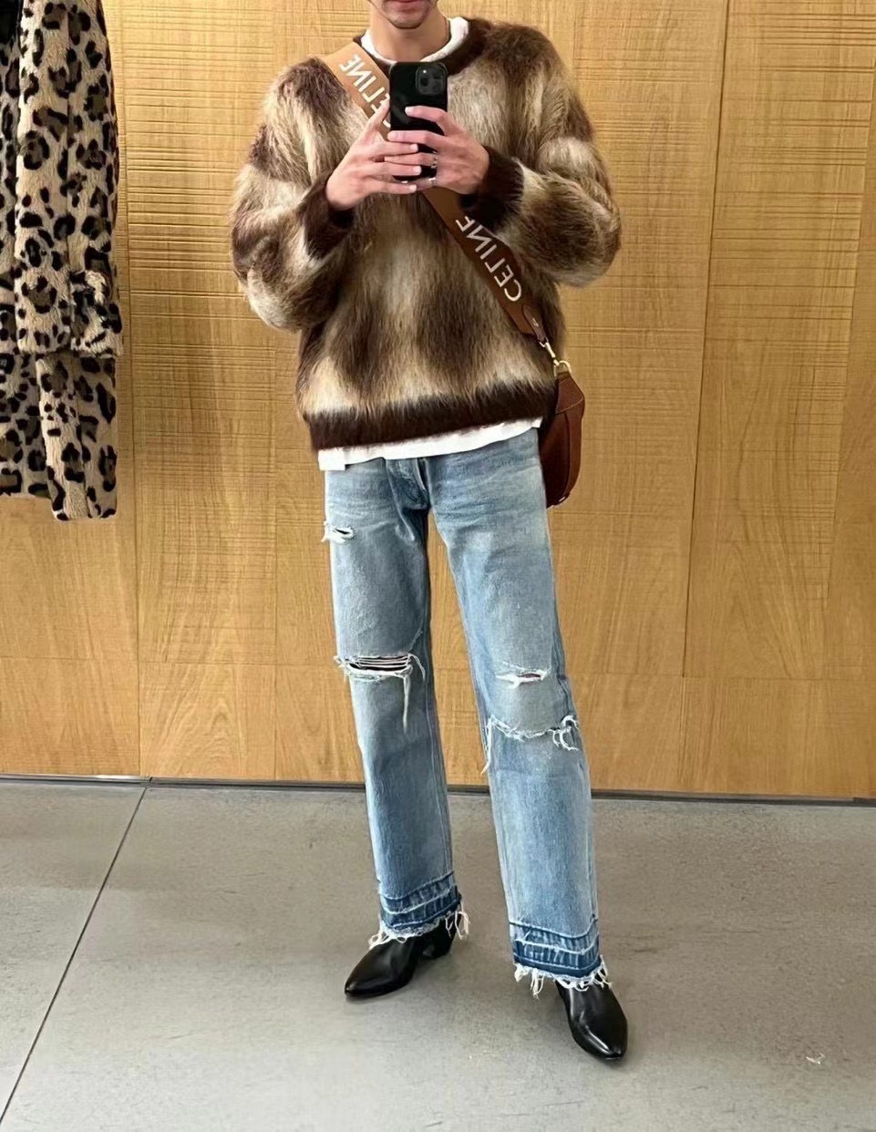 【CELINE 公式旗艦店】セリーヌ  ジーパン  ご好評に付き再入荷！