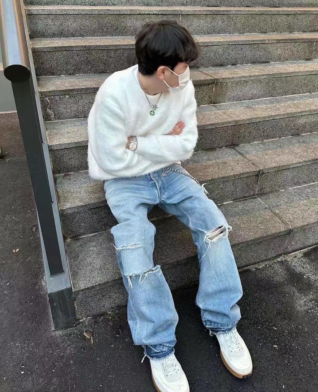 【CELINE 公式旗艦店】セリーヌ  ジーパン  ご好評に付き再入荷！