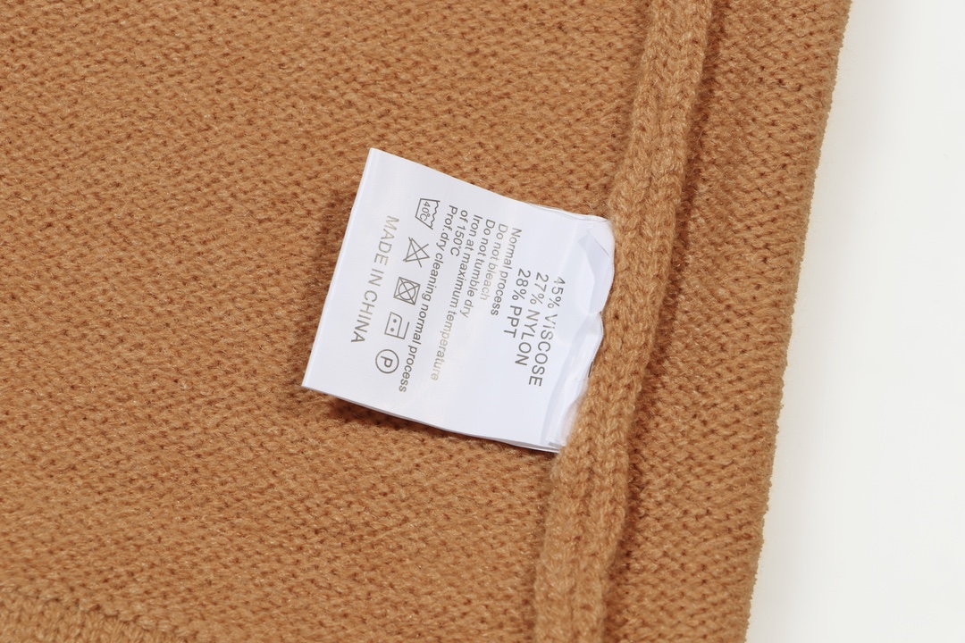 【CHROME HEARTS  公式旗艦店】クロムハーツ  セーター好評に付き再入荷！ 241030