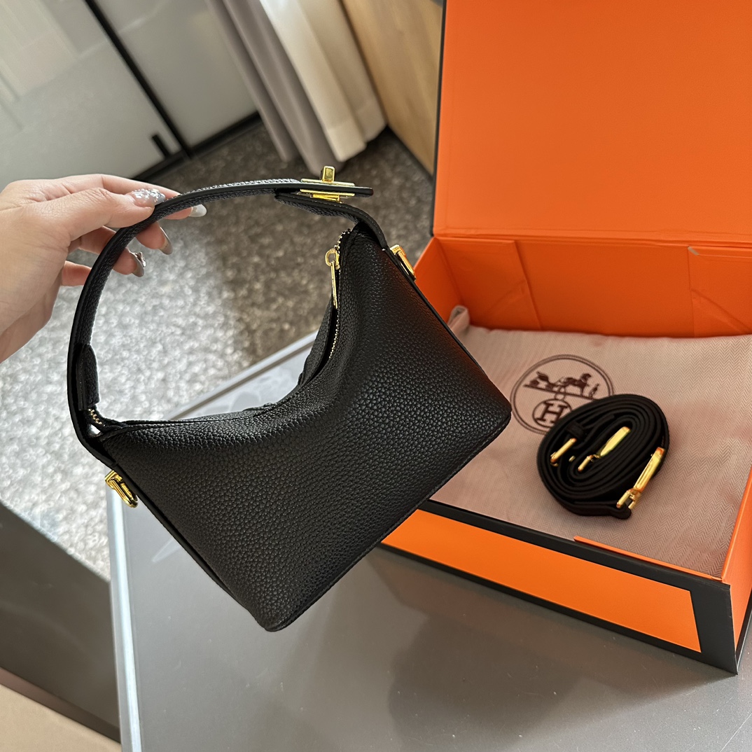 【Hermès 公式旗艦店】エルメス ハンドバッグ 当日出荷 好評に付き再入荷！18CM  240724