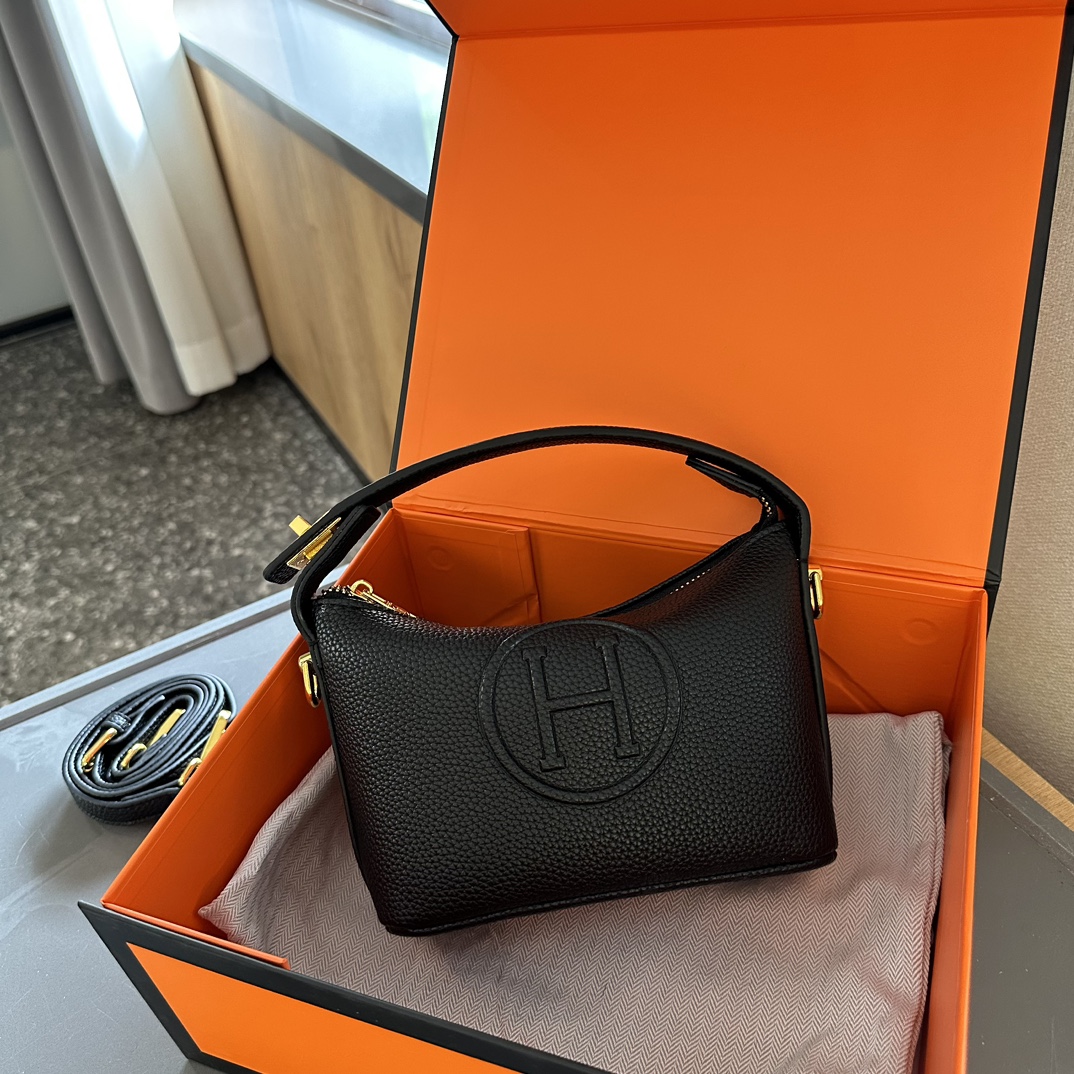 【Hermès 公式旗艦店】エルメス ハンドバッグ 当日出荷 好評に付き再入荷！18CM  240724