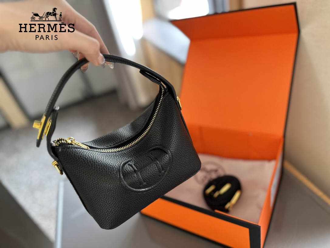 【Hermès 公式旗艦店】エルメス ハンドバッグ 当日出荷 好評に付き再入荷！18CM  240724