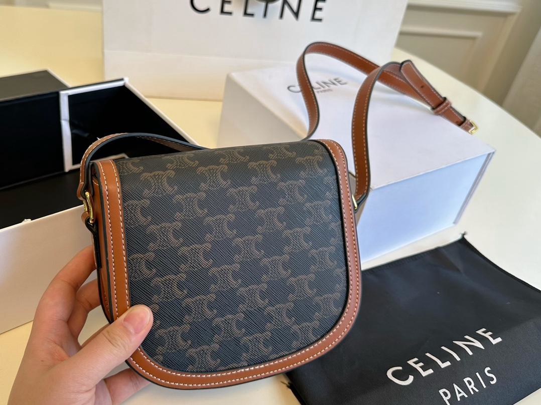 【CELINE 公式旗艦店】セリーヌ 斜めがけバッグ 当日出荷 好評に付き再入荷！18*16CM  1240722
