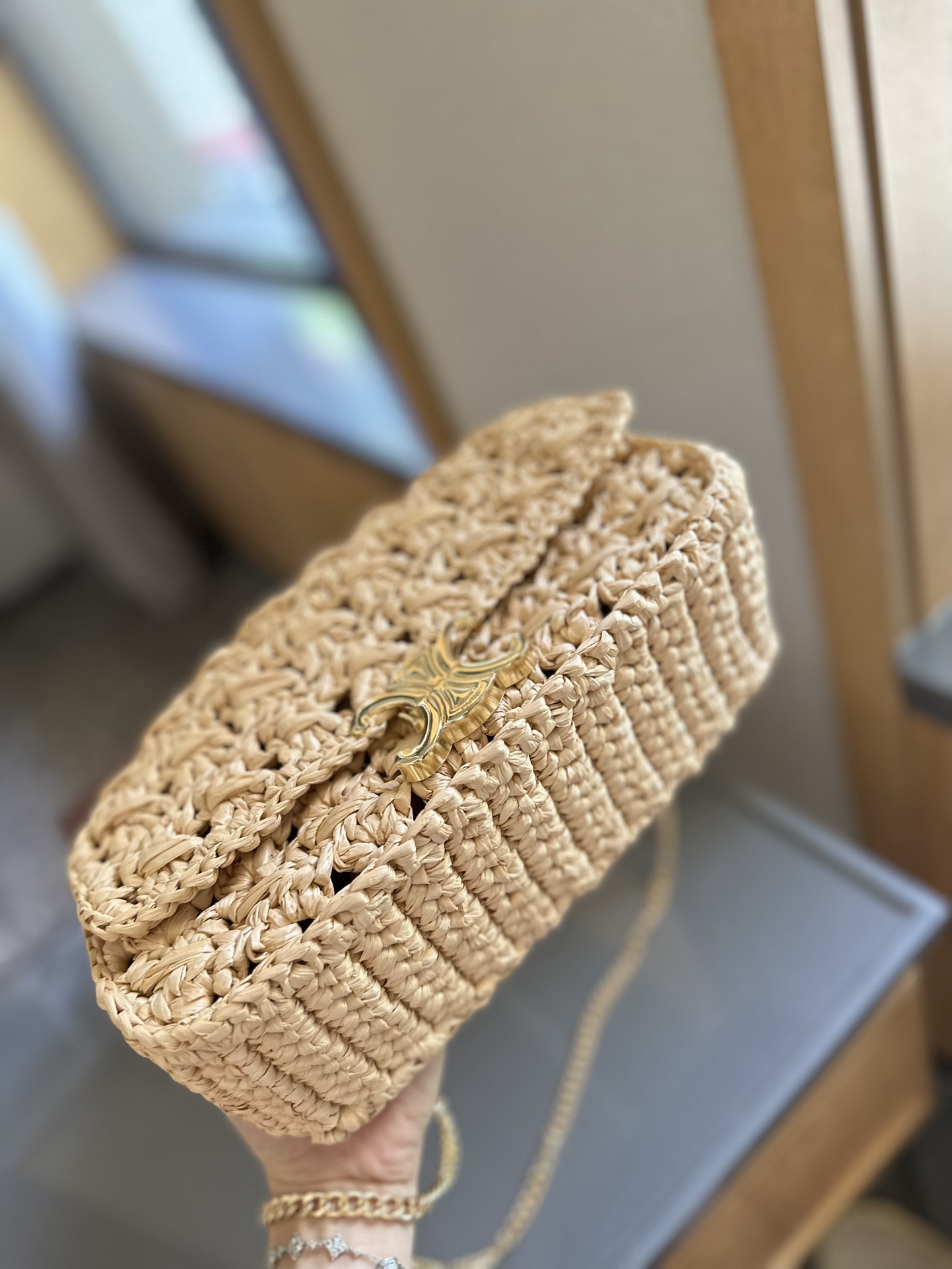 【CELINE 公式旗艦店】セリーヌ 斜めがけバッグ 当日出荷 好評に付き再入荷！25*9*12CM  1240722