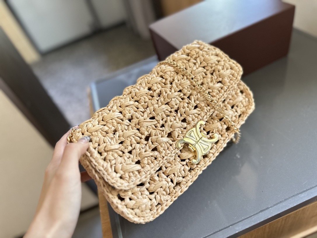 【CELINE 公式旗艦店】セリーヌ 斜めがけバッグ 当日出荷 好評に付き再入荷！25*9*12CM  1240722