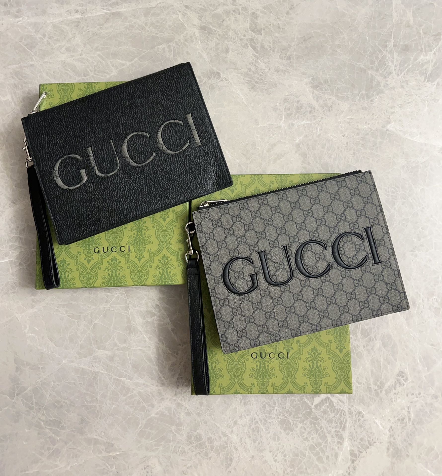 【GUCCI  公式 旗艦店】 グッチ   クラッチバッグ 当日出荷 好評に付き再入荷！22*28*3CM  241101