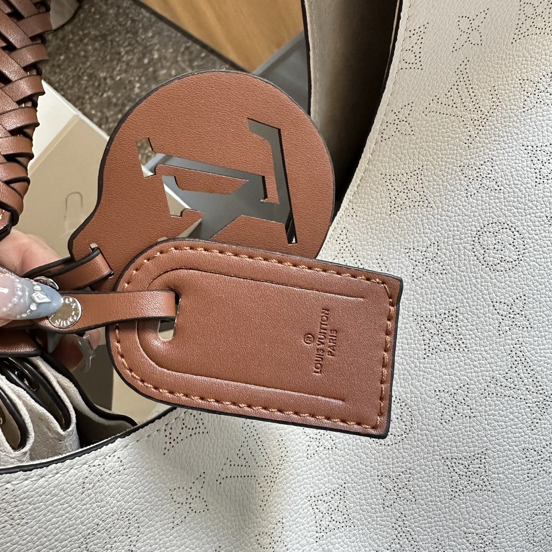 【LOUIS VUITTON 公式旗艦店】ルイヴィトン  ハンドバッグ 当日出荷 好評に付き再入荷！34CM  1240722