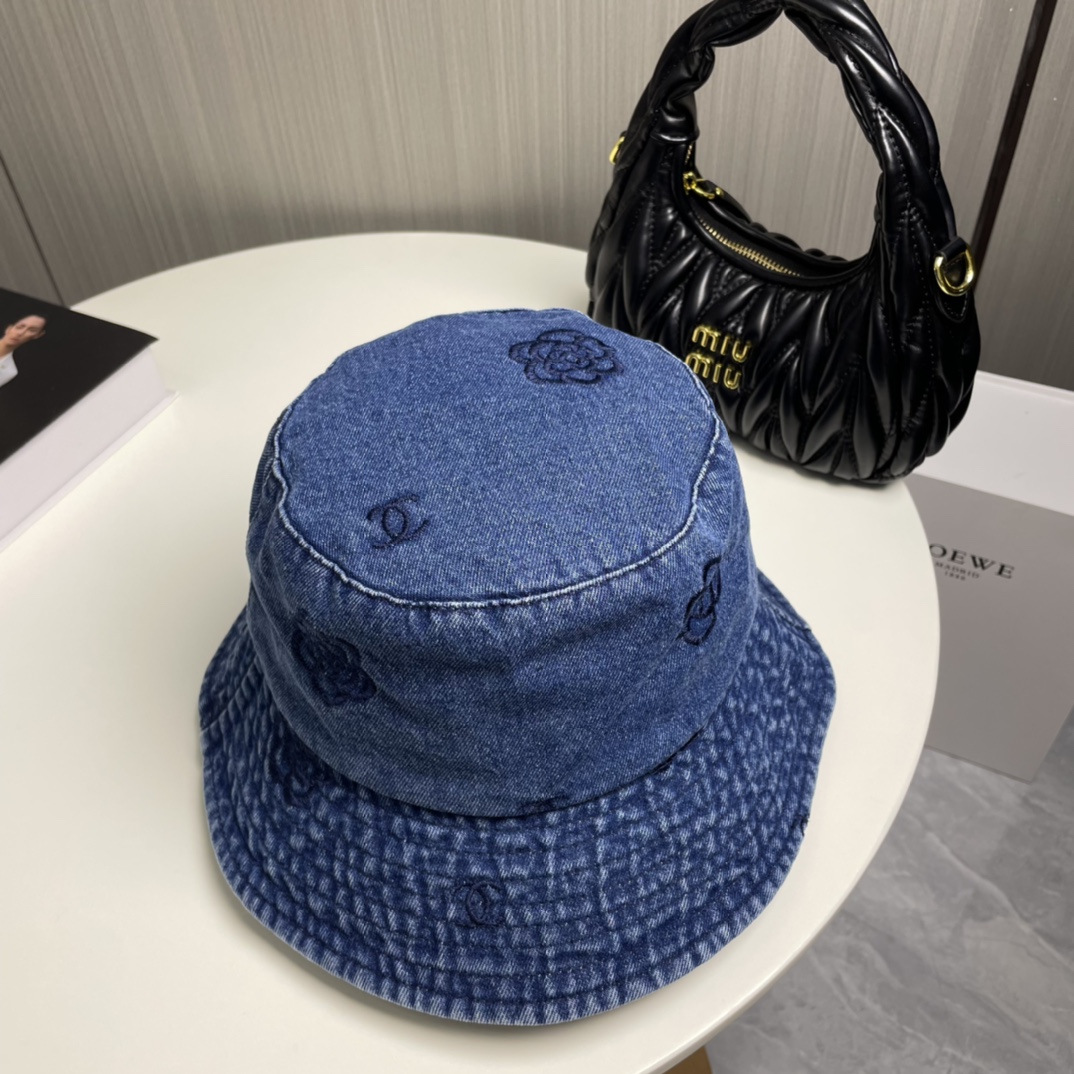 CHANEL(シャネル)フィッシャーマンズハット 240904