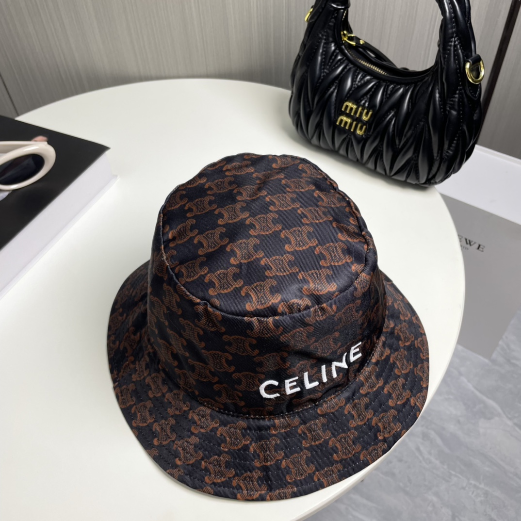 CELINE(セリーヌ)フィッシャーマンズハット 241011