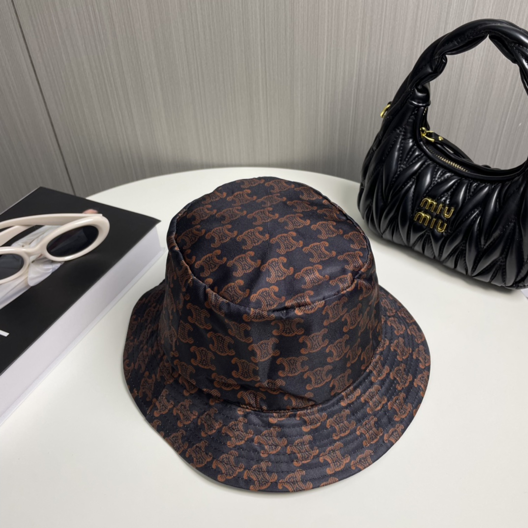 CELINE(セリーヌ)フィッシャーマンズハット 241011