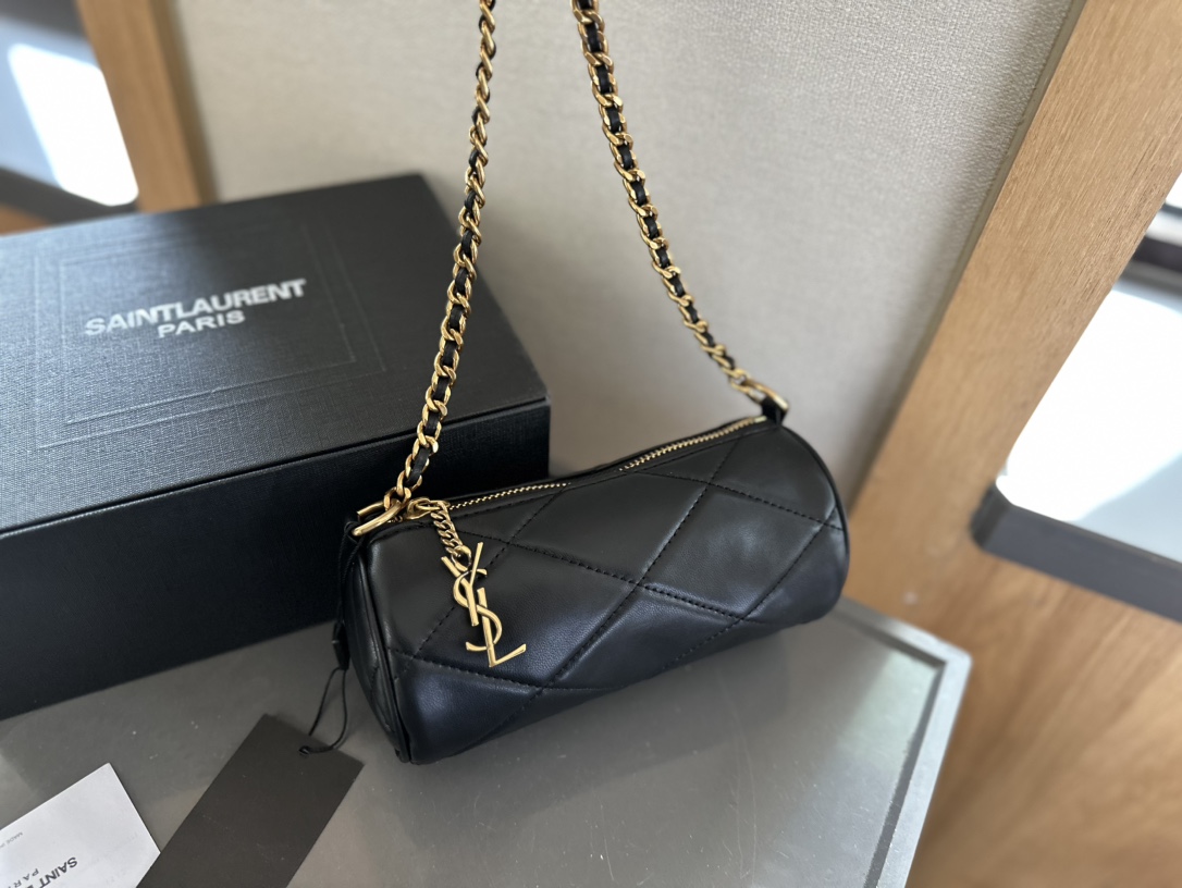 【YSL SAINT LAURENT 公式旗艦店】サンローラン   斜めがけバッグ 当日出荷 好評に付き再入荷！20*10CM  1240722