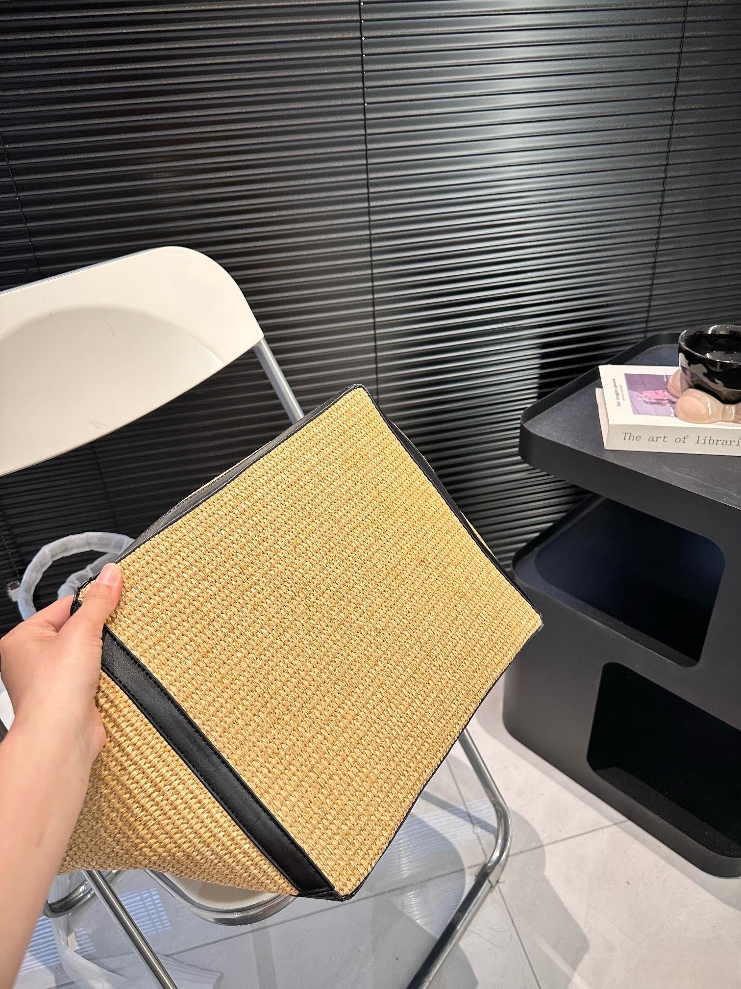 【CELINE 公式旗艦店】セリーヌ ハンドバッグ 当日出荷 好評に付き再入荷！27*31CM  1240723