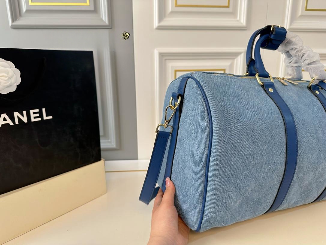 【CHANEL 公式旗艦店】シャネル 斜めがけバッグ 当日出荷 好評に付き再入荷！44*25CM  240723